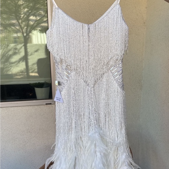 Elegant White Fringe Dress - Picture 3 of 6